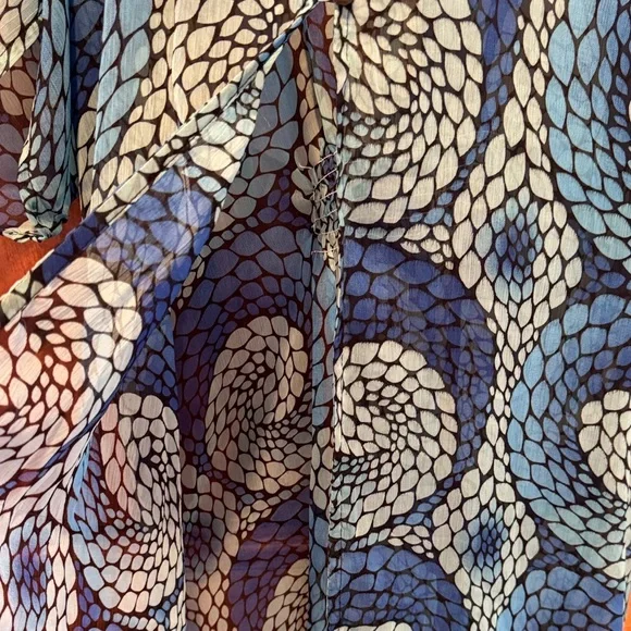 Blue and Green Patterned Women's cover up - Picture 3 of 7